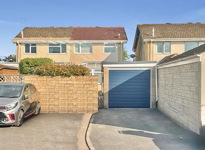 3 Bedroom Semi Detached House For Sale In Stratton, Cirencester, GL7