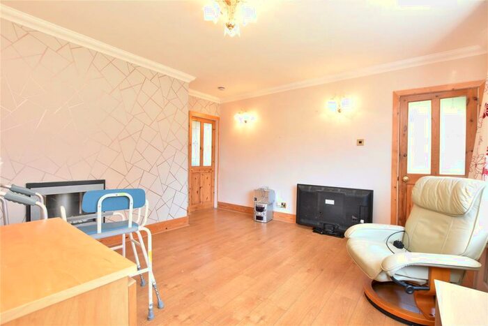 3 Bedroom Terraced House For Sale In Nowell Street, Leeds, West Yorkshire, LS9