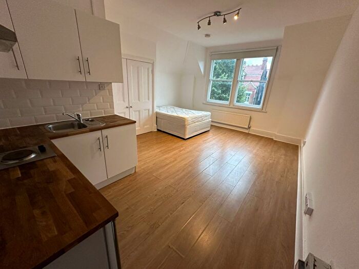 Studio To Rent In Fawley Road, West Hampstead, London, NW6