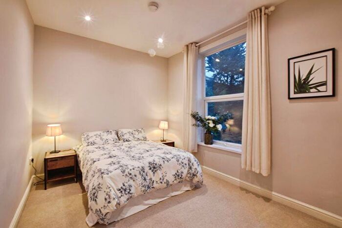 2 Bedroom Apartment To Rent In Castle Street, Salisbury., SP1