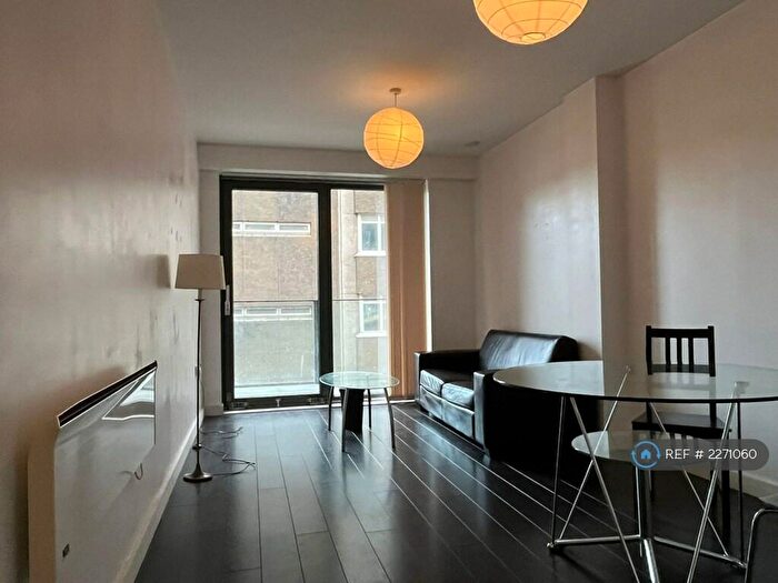 1 Bedroom Flat To Rent In Joiner Street, Manchester, M4
