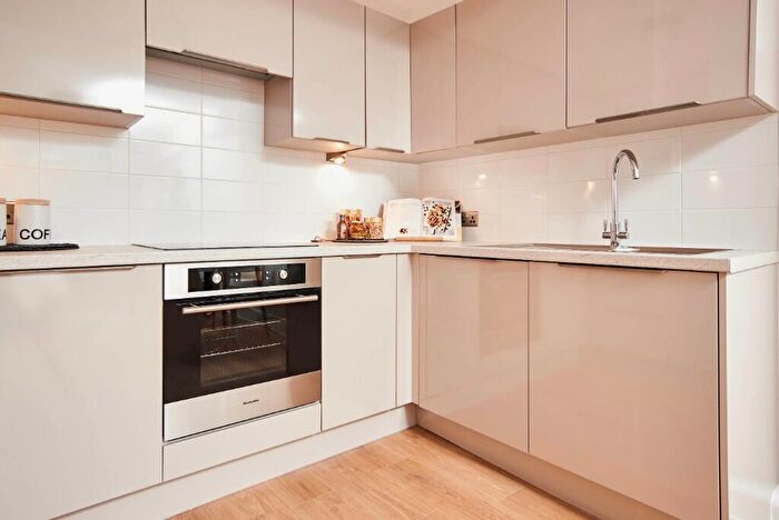 3 Bedroom Apartment To Rent In Princeton Place, Liverpool, Merseyside, L8