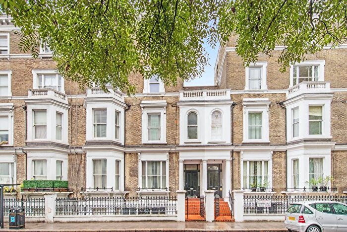 2 Bedroom Flat To Rent In Finborough Road, London, SW10
