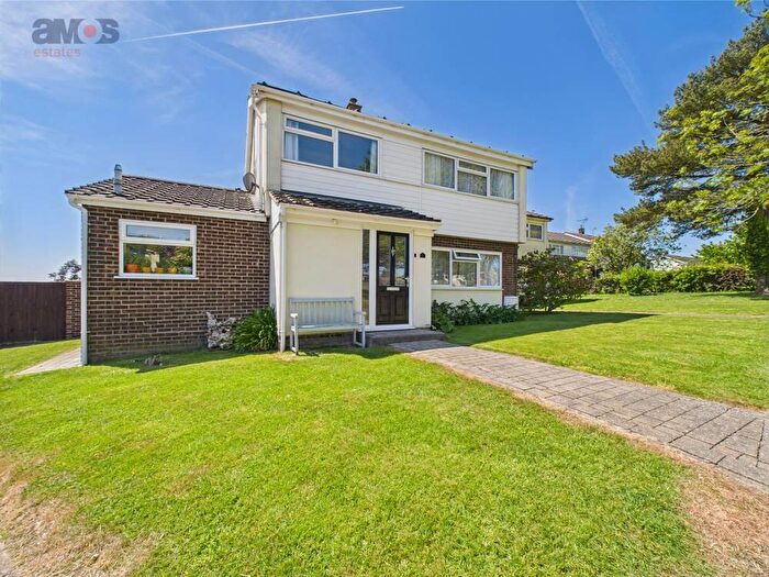 4 Bedroom Detached House For Sale In Village Green, Canewdon, Rochford, Essex, SS4