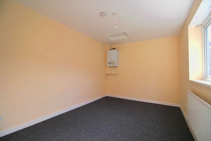 2 Bedroom Flat To Rent In Church Road, Gatley, Cheadle, SK8