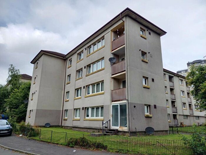 2 Bedroom Flat To Rent In Keal Avenue, Glasgow, G15