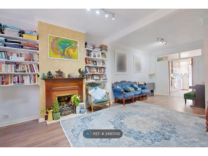 5 Bedroom Terraced House To Rent In Stirling Road, London, E13