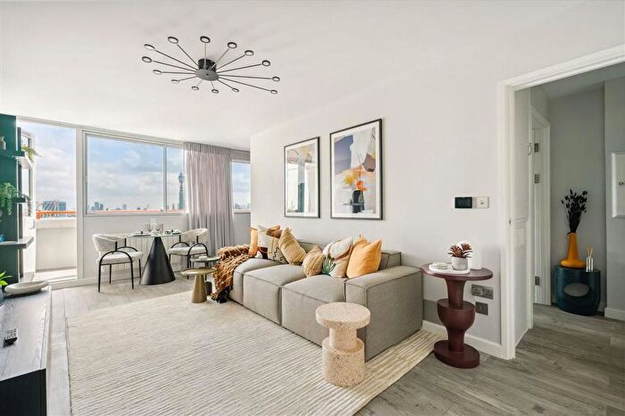 2 Bedroom Flat To Rent In Luxborough Street, Marylebone, W1U