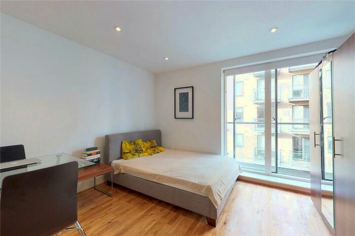 Apartment To Rent In Caspian Wharf, Yeo Street, London, E3