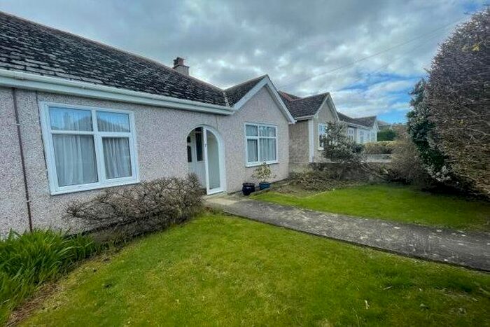 2 Bedroom Bungalow To Rent In Tresawls Avenue, Truro, TR1