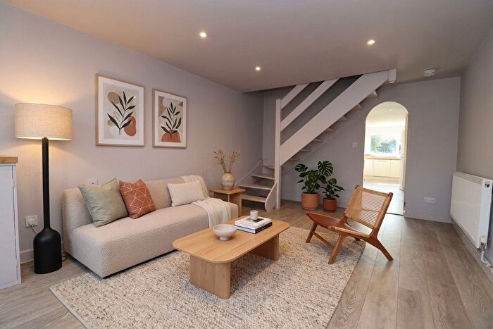 3 Bedroom Terraced House For Sale In Edward Street, Rusthall, TN4