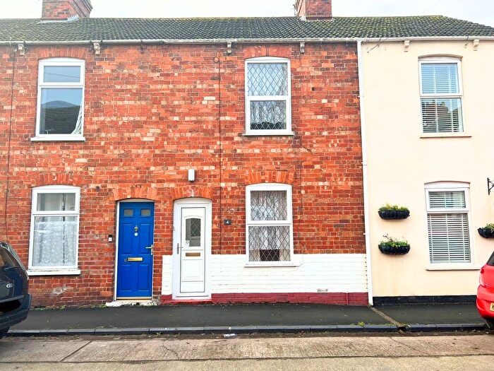 3 Bedroom Terraced House To Rent In Victoria Road, Sutton-On-Sea, LN12