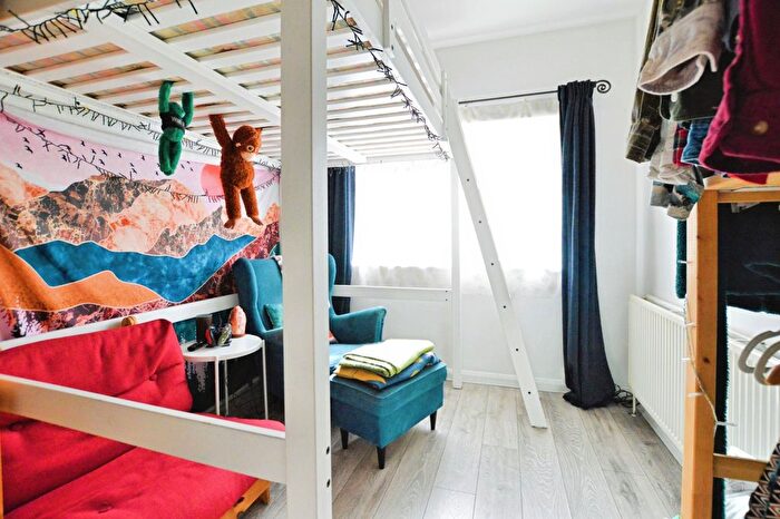 1 Bedroom Studio To Rent In Hatfield Road, St Albans, AL1