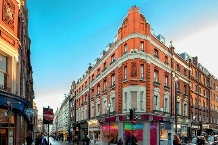 1 Bedroom Flat For Sale In Rupert Street, Soho, London, W1D