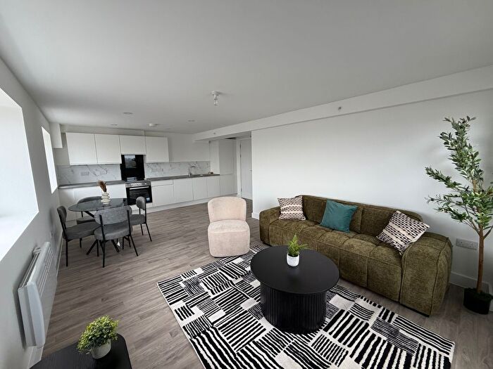 2 Bedroom Flat To Rent In Church Walk, Bootle, L20