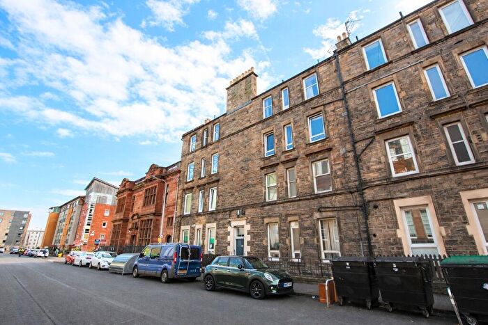 1 Bedroom Flat To Rent In Albion Road, Easter Road, Edinburgh, EH7