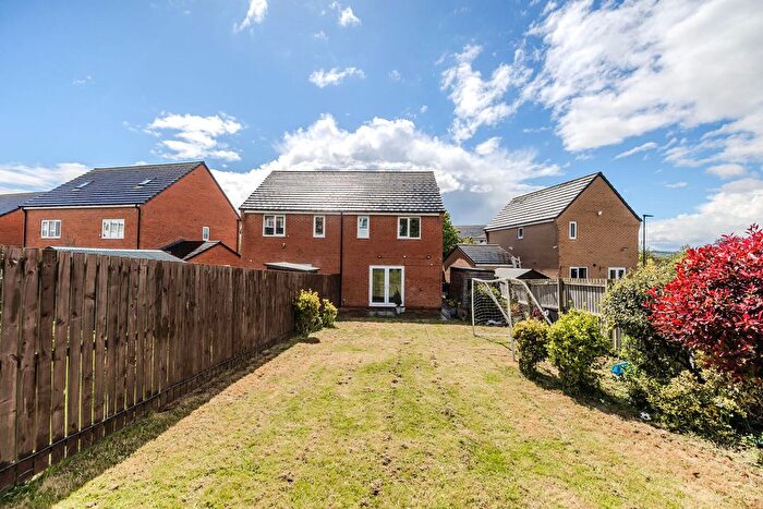 3 Bedroom Property For Sale In Vallum Place, Throckley, Newcastle Upon Tyne, NE15