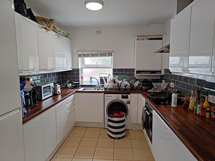 5 Bedroom Terraced House To Rent In Copper Street, Adamsdown, Cardiff, CF24