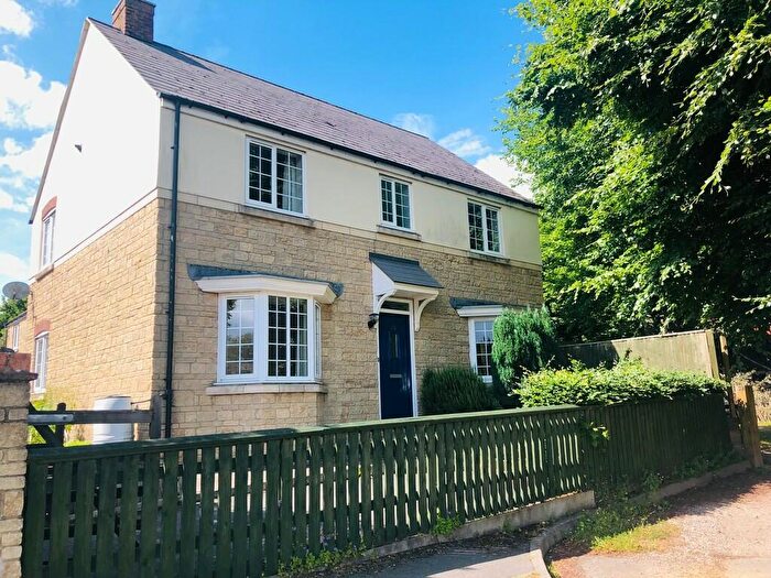 4 Bedroom Detached House To Rent In Giles Hollow, Warminster, BA12