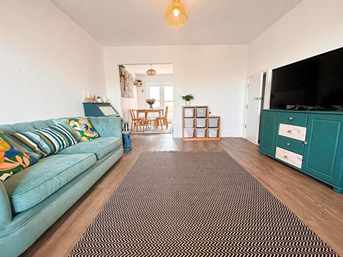 4 Bedroom Semi-Detached House For Sale In Faraday Road, Weston-super-mare, BS24