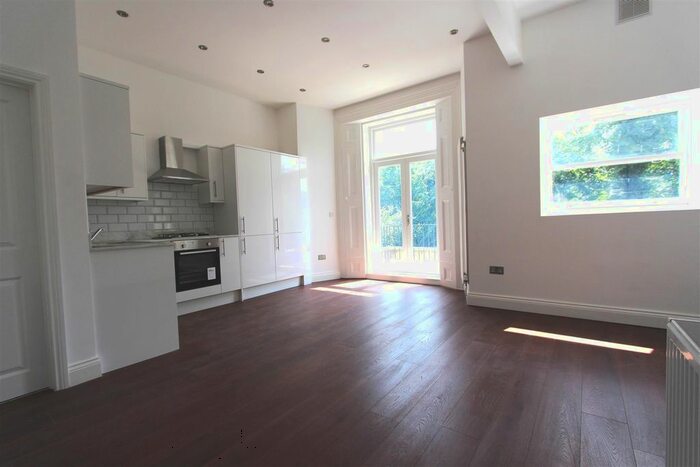 1 Bedroom Flat To Rent In Ospringe Road, Kentish Town, NW5