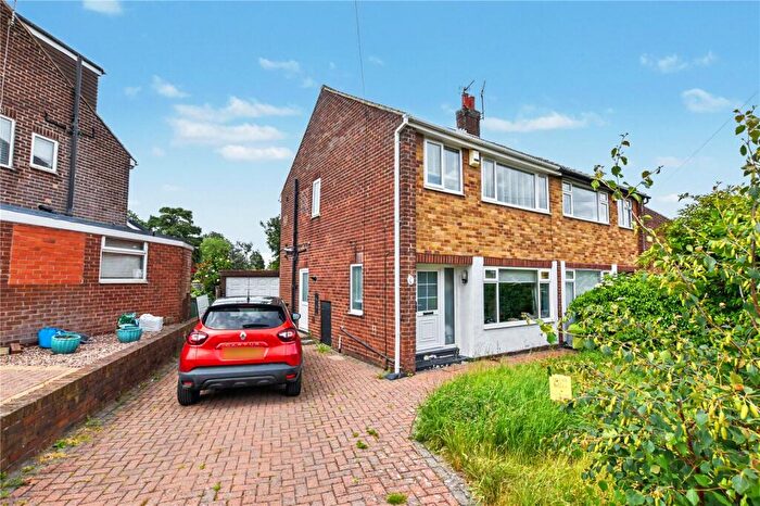 3 Bedroom Semi-Detached House For Sale In Reedsdale Gardens, Gildersome, Morley, Leeds, LS27