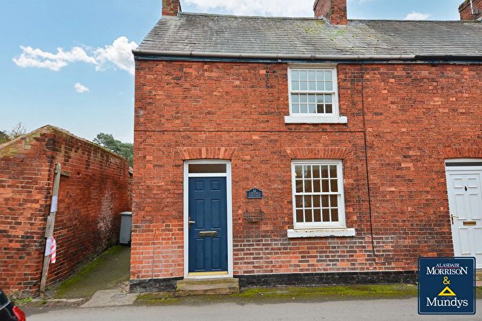 2 Bedroom End Of Terrace House For Sale In Quaker Lane, Farnsfield, Newark, NG22