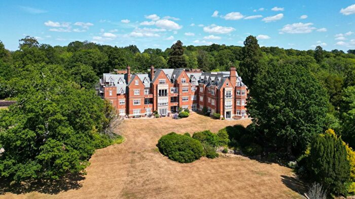 3 Bedroom Flat For Sale In Penshurst Road, Penshurst, Tonbridge, TN11