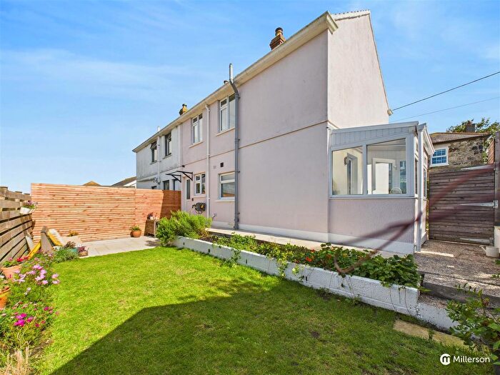 3 Bedroom Semi-detached House For Sale In Ventonleague Hill, Hayle, TR27