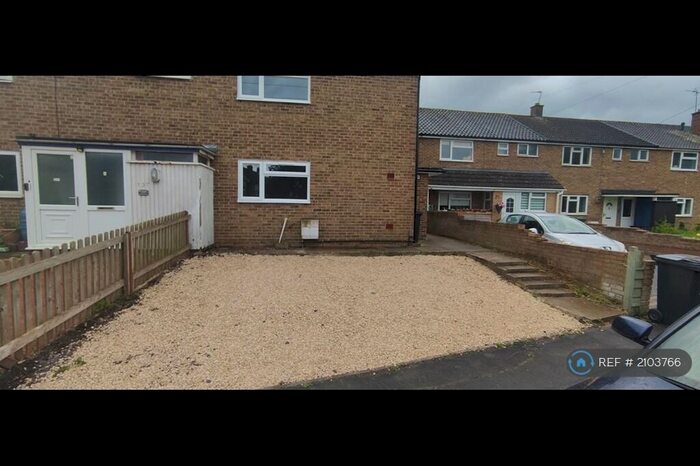 2 Bedroom End Of Terrace House To Rent In Kingswood Avenue, Swindon, SN3