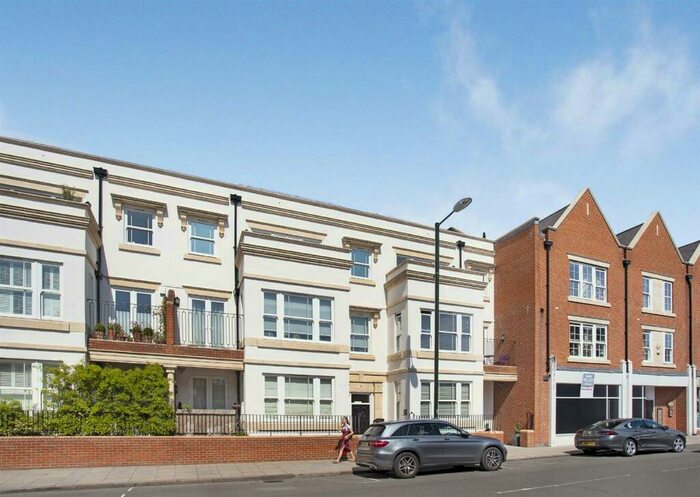 1 Bedroom Apartment To Rent In Barnes High Street, SW13