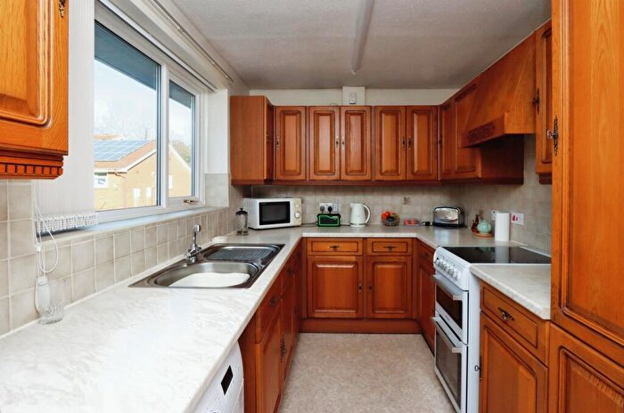 3 Bedroom Bungalow For Sale In Cranford Drive, Owlthorpe, Sheffield, South Yorkshire, S20