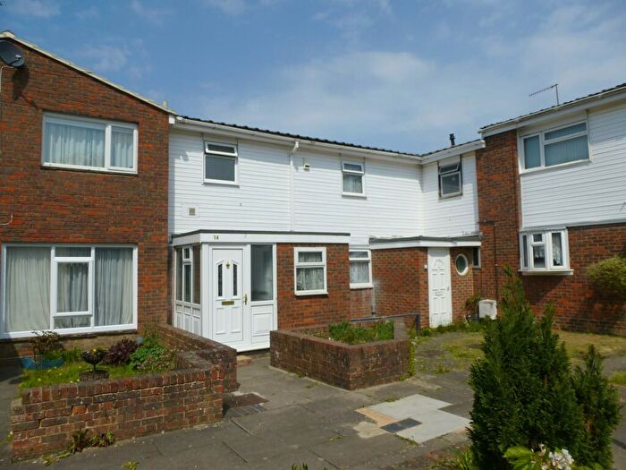 3 Bedroom House To Rent In Glanville Walk, Crawley, RH11
