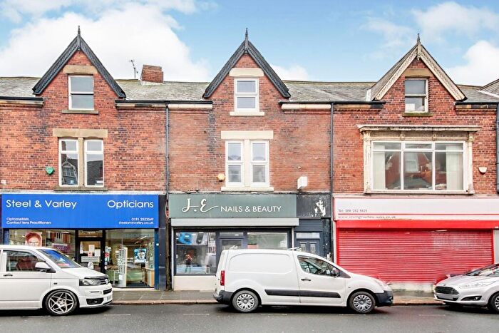 2 Bedroom Flat To Rent In Whitley Road, Whitley Bay, Tyne And Wear, NE26