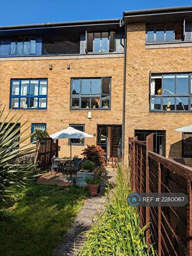 3 Bedroom Terraced House To Rent In Hampstead Walk, London, E3