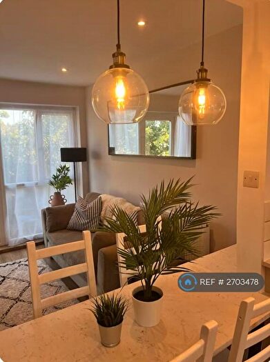 5 Bedroom Terraced House To Rent In Kemsing Gardens, Canterbury, CT2