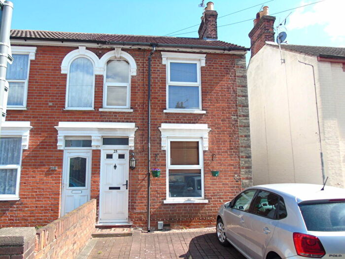 2 Bedroom Semi-Detached House To Rent In Tomline Road, Ipswich, IP3