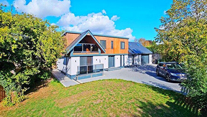 5 Bedroom Detached House For Sale In Venns Lane, Hereford, HR1