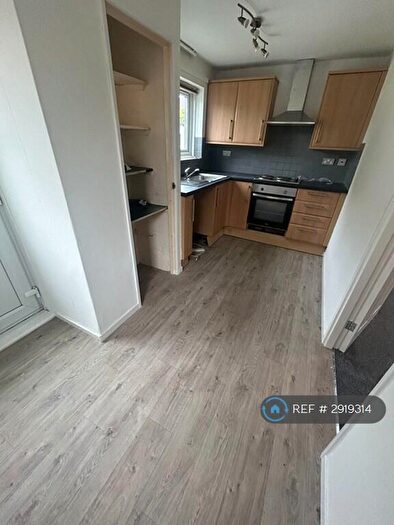 2 Bedroom Semi-Detached House To Rent In Twickenham Road, Leicester, LE2