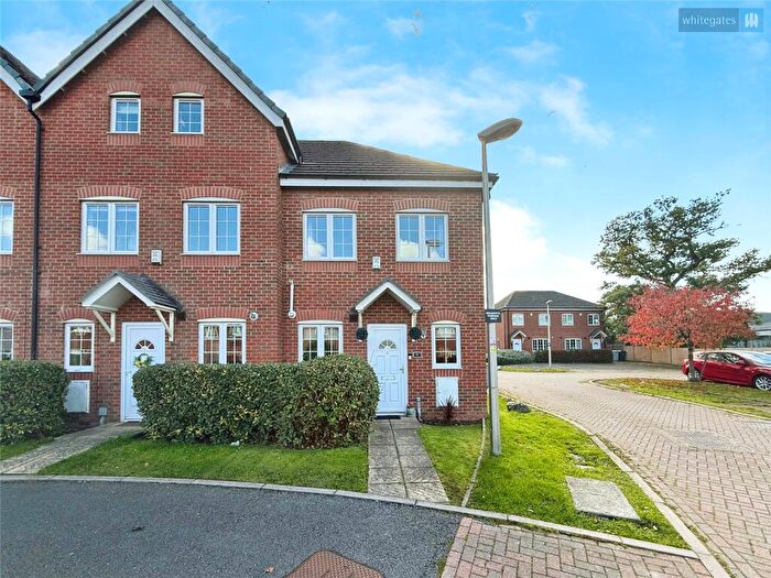 2 Bedroom Town House For Sale In Ashbank Place, Crewe, Cheshire, CW1