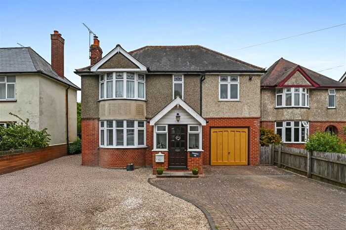 4 Bedroom Detached House For Sale In Harwich Road, Mistley, Manningtree, CO11