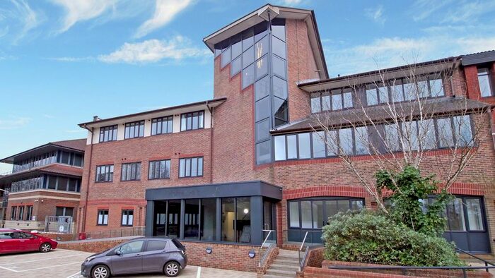 Studio To Rent In Holmes Park, North Street, Horsham, RH12