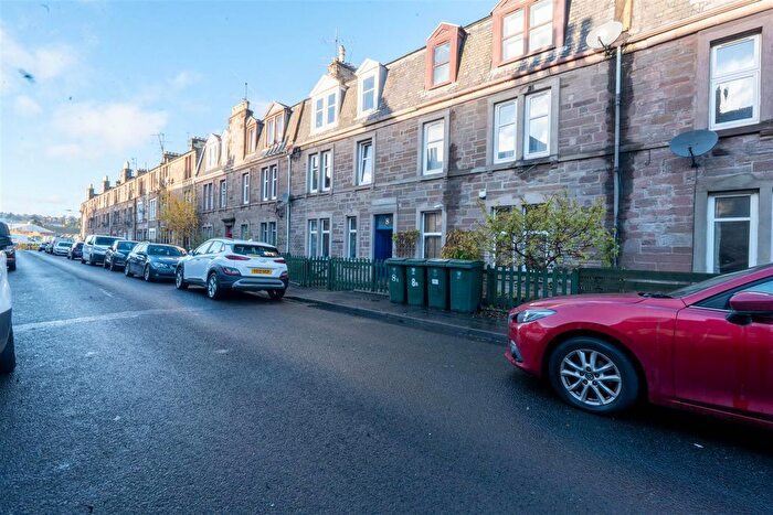 1 Bedroom Flat For Sale In Ballantine Place, Perth, PH1