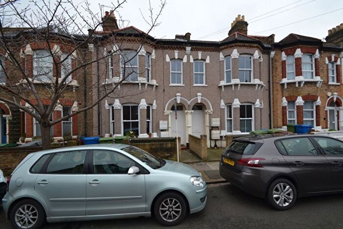 1 Bedroom Flat To Rent In Fellbrigg Road, East Dulwich, SE22