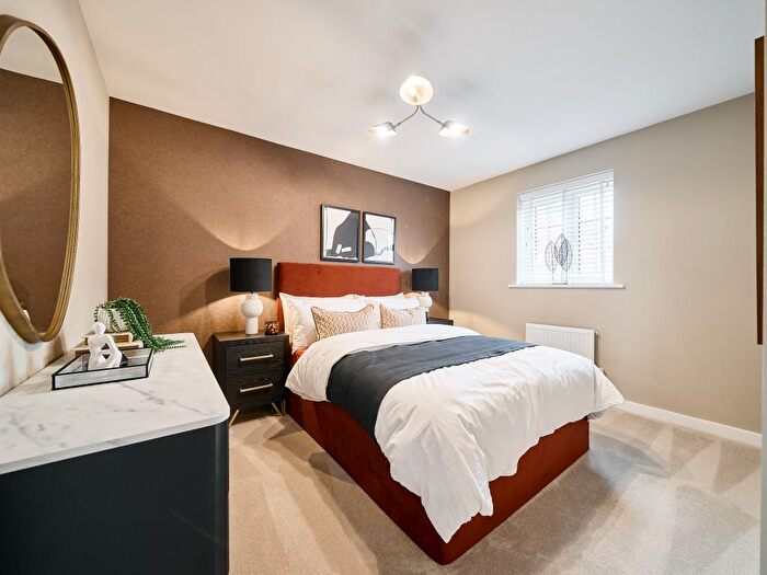 3 Bedroom Detached House For Sale In "The Yardley" At Aintree Avenue, Towcester, NN12