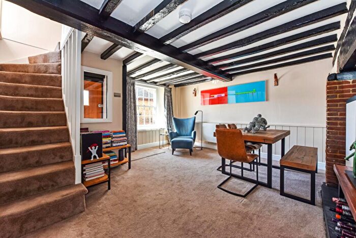 2 Bedroom Cottage For Sale In Peacock Lane, Old Portsmouth, PO1