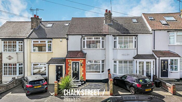 3 Bedroom Terraced House For Sale In Benets Road, Hornchurch, RM11