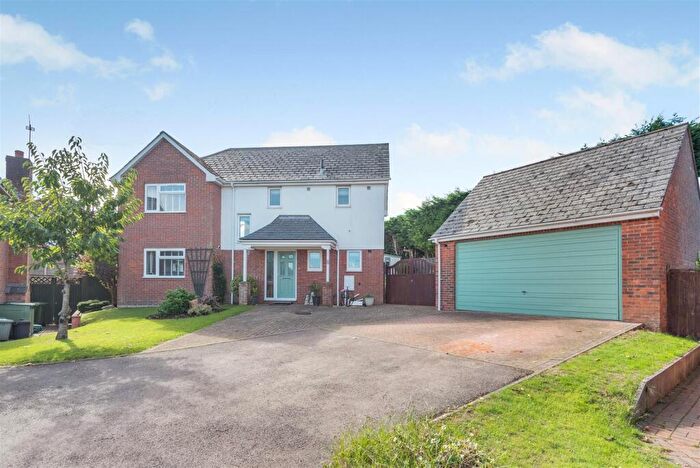 4 Bedroom Detached House For Sale In Park Road, Berry Hill, Coleford, GL16