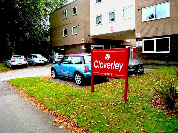 2 Bedroom Flat To Rent In Brooklands Road, Sale, M33