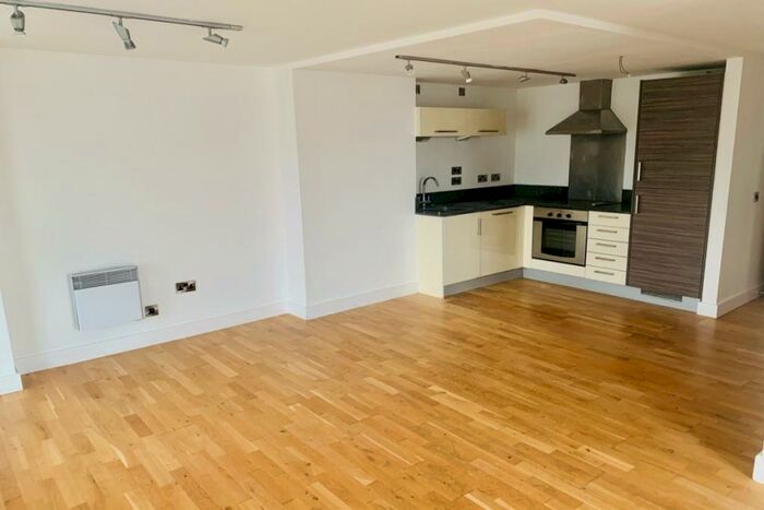 2 Bedroom Apartment To Rent In North Bank, Sheffield, South Yorkshire, S3
